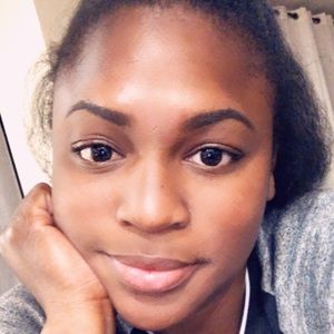 Meet your Posher, Iris